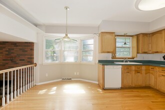 107 W 104th St in Kansas City, MO - Building Photo - Building Photo