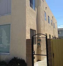 Bennett Apartments in Long Beach, CA - Building Photo - Building Photo