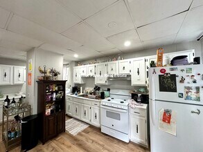 31 Falcon St, Unit 1 in Boston, MA - Building Photo - Building Photo