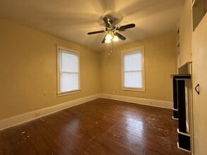 610 Park Ave, Unit 610-C in Greensboro, NC - Foto de edificio - Building Photo