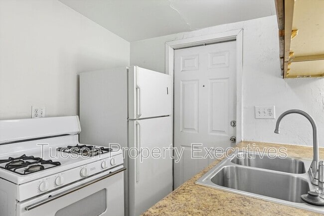 1638 N Beverly Ave in Tucson, AZ - Building Photo - Building Photo