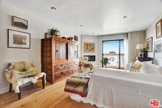26666 Seagull Way in Malibu, CA - Building Photo - Building Photo