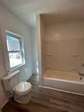 674 N Clinton Ave in Trenton, NJ - Building Photo - Building Photo