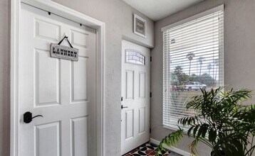 100 Marlin Dr in Ormond Beach, FL - Building Photo - Building Photo