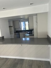 120 E Ave Q7 in Palmdale, CA - Building Photo - Building Photo