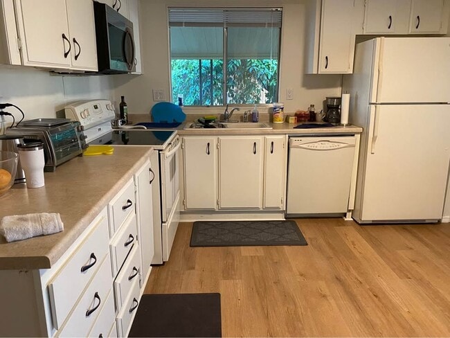 1543 E Grovers Ave in Phoenix, AZ - Building Photo - Building Photo