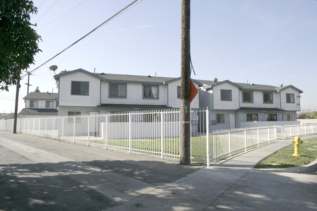 5732 Cecilia St in Bell Gardens, CA - Building Photo