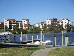 721 S Beach St in Daytona Beach, FL - Building Photo - Building Photo