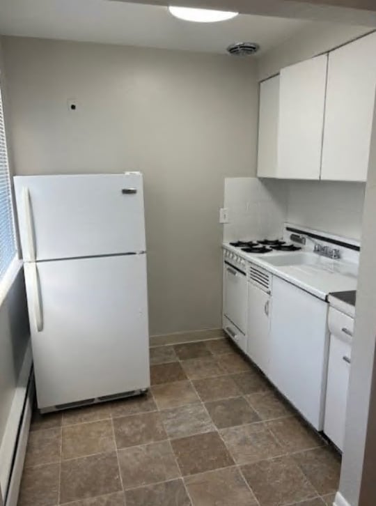 Karen Jean Apartments in Denver, CO - Foto de edificio - Building Photo
