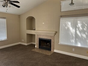 4485 N Olive Ave in Turlock, CA - Building Photo - Building Photo