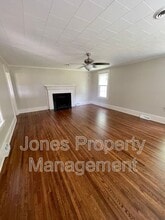 1419 N Main St in China Grove, NC - Building Photo - Building Photo