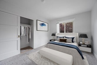 Hillsdale Garden in San Mateo, CA - Building Photo - Building Photo