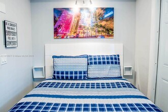 824 NE 4th St in Fort Lauderdale, FL - Building Photo - Building Photo