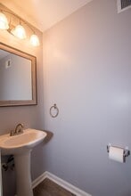 15725 Ebony Ct in Bowie, MD - Building Photo - Building Photo