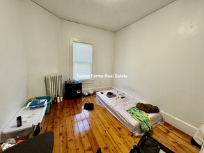125 Summer St, Unit 3 in Somerville, MA - Building Photo - Building Photo