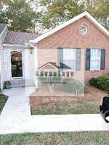 132 Wesleyan Way in Macon, GA - Building Photo