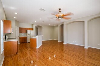16716 Caracara Ct in Spring Hill, FL - Building Photo - Building Photo