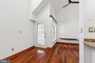 1018 Fallcrest Ct in Bowie, MD - Building Photo - Building Photo