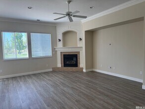10401 Blockade Dr in Reno, NV - Building Photo - Building Photo