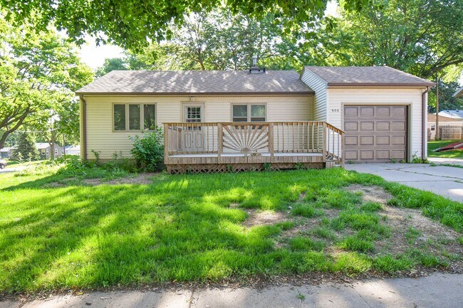 900 S Marday Ave in Sioux Falls, SD - Building Photo - Building Photo