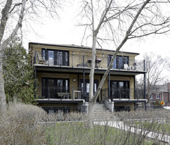 199-201 High Park Ave in Toronto, ON - Building Photo