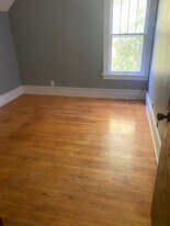 300 13th St SW in Willmar, MN - Building Photo