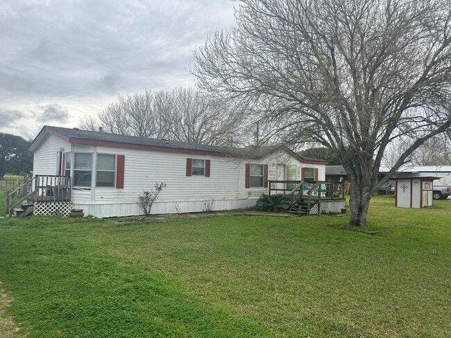 property at 39 Tiffany Dr