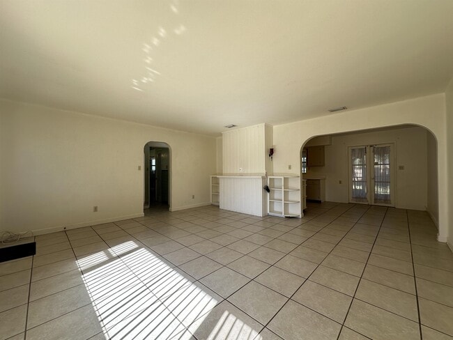 501 Ridge Manor Dr in Lake Wales, FL - Building Photo - Building Photo