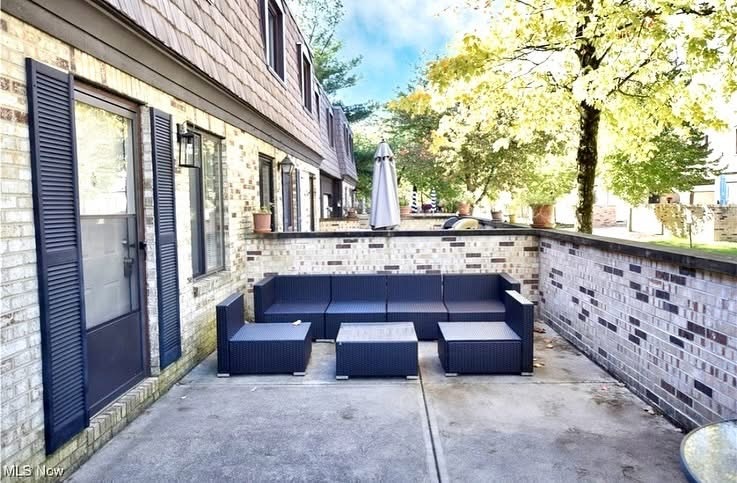 625 Tollis Pky in Broadview Heights, OH - Building Photo