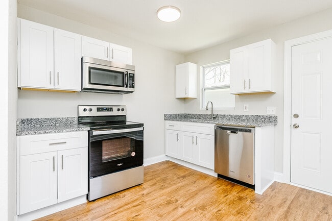property at 32 Gilbert Ct