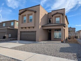 517 La Entrada Cir in Sunland Park, NM - Building Photo