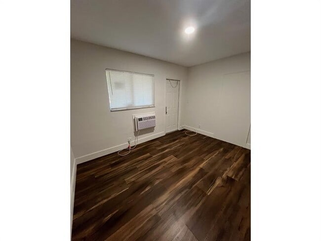 2300 NW 6th St in Fort Lauderdale, FL - Building Photo - Building Photo