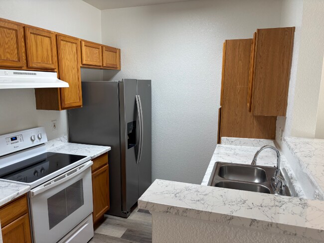 912 S Yampa St in Aurora, CO - Building Photo - Building Photo