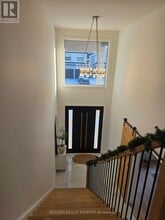 1886 Trailsway Dr in London, ON - Building Photo - Building Photo