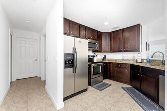 2001 Bal Harbor Blvd in Punta Gorda, FL - Building Photo - Building Photo