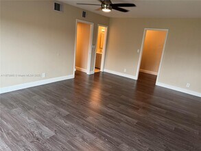 9450 SW 61st Way in Boca Raton, FL - Building Photo - Building Photo
