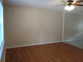 1602 Carolwood Ct in Tallahassee, FL - Building Photo - Building Photo