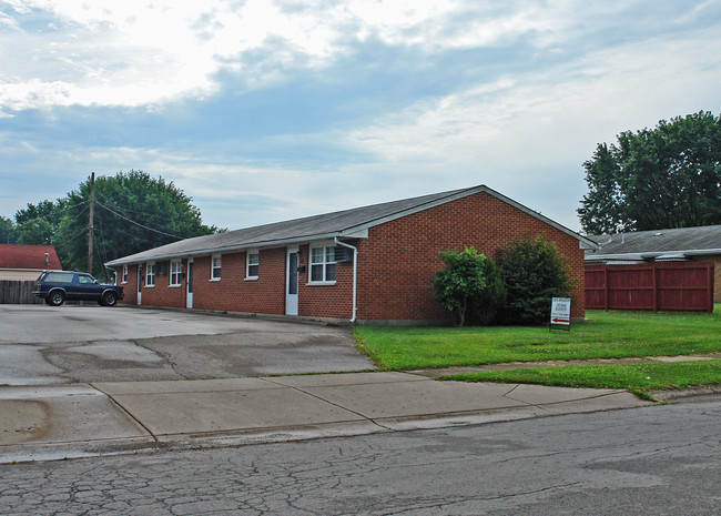 278-292 Mills Pl in New Lebanon, OH - Building Photo - Building Photo