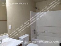 7827 Kingsbury Wood photo'