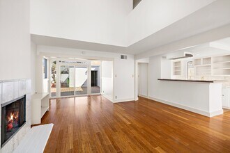344 Prospect St in Newport Beach, CA - Building Photo - Building Photo