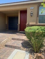 2676 Chinaberry Hill St in Laughlin, NV - Building Photo