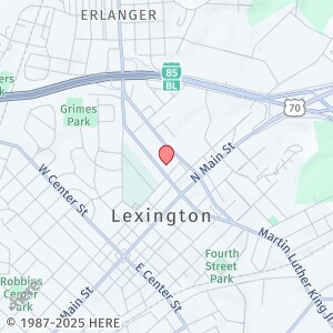 210 W 5th St in Lexington, NC - Building Photo