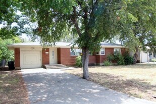 4317 Clay Ave in Fort Worth, TX - Building Photo