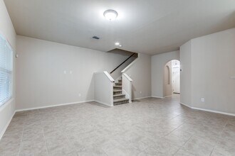 5414 Sunlit Brk in San Antonio, TX - Building Photo - Building Photo