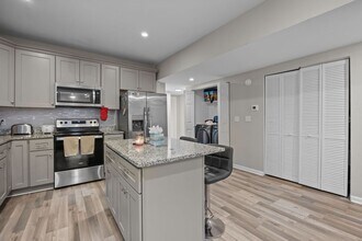 926 W 26th St in Norfolk, VA - Building Photo - Building Photo