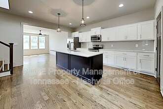 634 B Vernon Ave in Nashville, TN - Building Photo - Building Photo