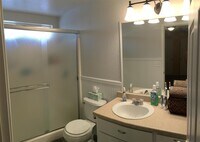 436 Crystal Dr photo'