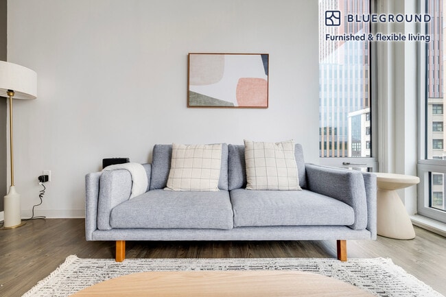 2 Leighton St in Cambridge, MA - Foto de edificio - Building Photo