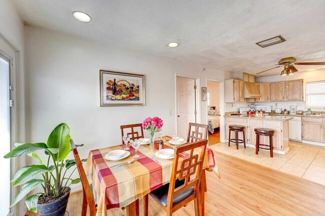 3602 Waterloo Dr, Unit SI ID1386178P in Corpus Christi, TX - Foto de edificio - Building Photo