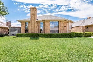 2117 Promontory Point in Plano, TX - Building Photo